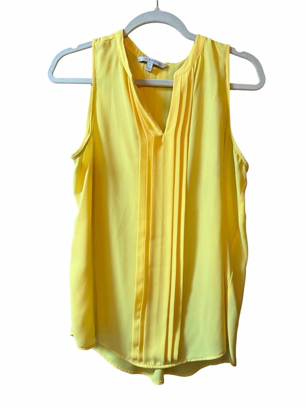 41 Hawthorn Yellow Pleated V-Neck Sleeveless Blouse
